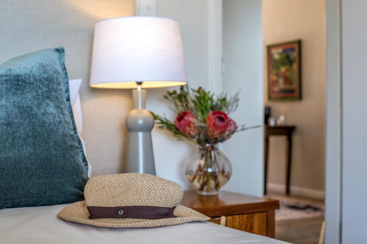 Hotel Far Horizons Camps Bay Ciudad del Cabo Exterior foto